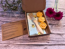 Load image into Gallery viewer, Bee Design DIY Beeswax Food Wrap Kit
