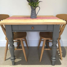 Load image into Gallery viewer, Lady Grey