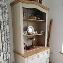 Load image into Gallery viewer, Stone Rosie